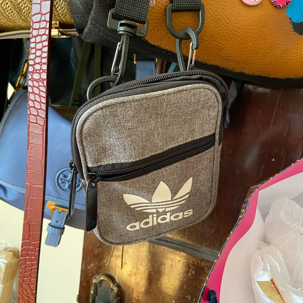 Crossbody..waist bag..beach bags